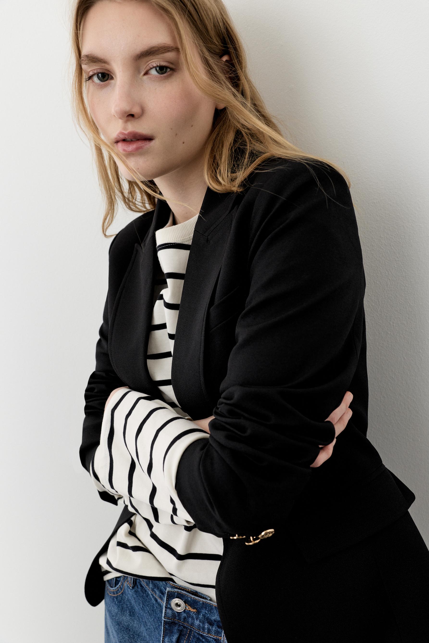 Blazer entalhado preto